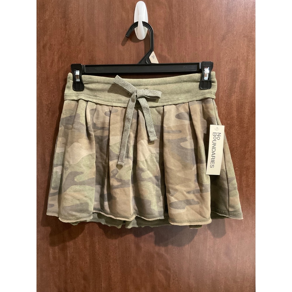 No Boundaries Pleated French Terry Mini Skort size XXS (C-050)